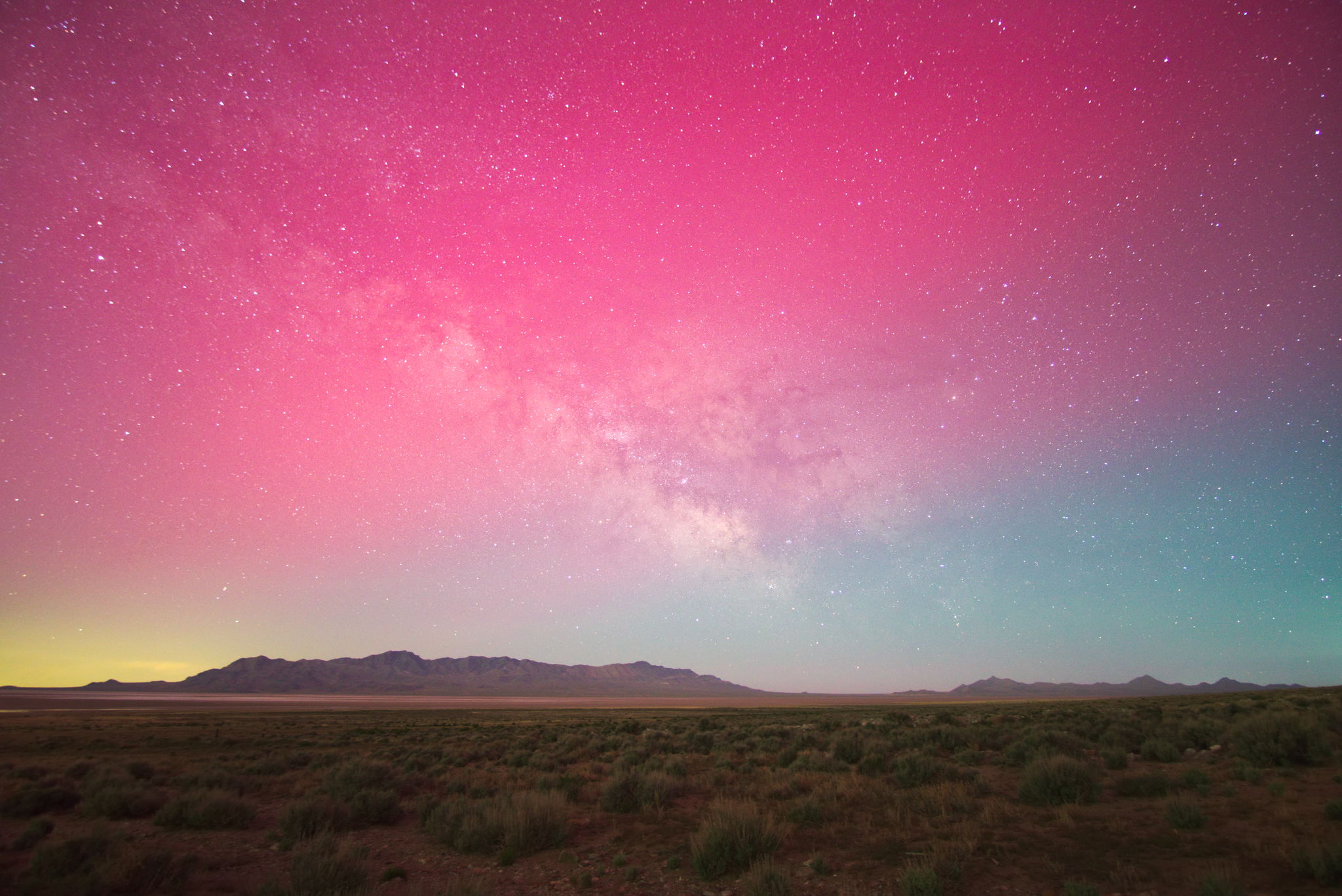Aurora over the mountains